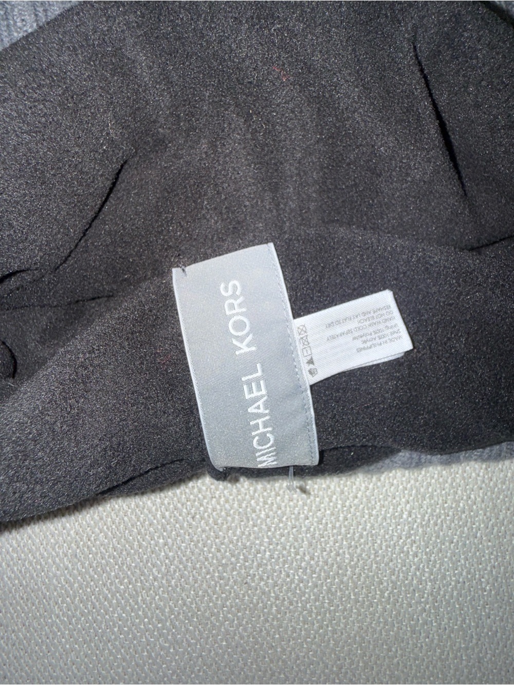 Michael Kors Cozy Cable Knit Neck Warmer - Gray - Picture 5 of 5